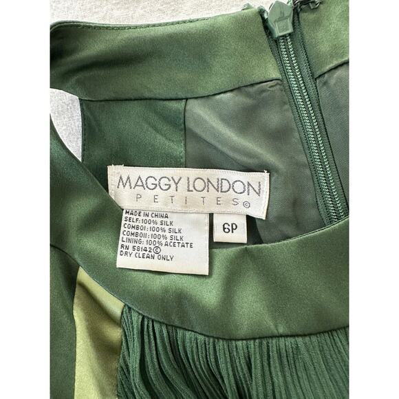 Maggy London Petities Halter Cocktail Dress sz 6P - Picture 3 of 3